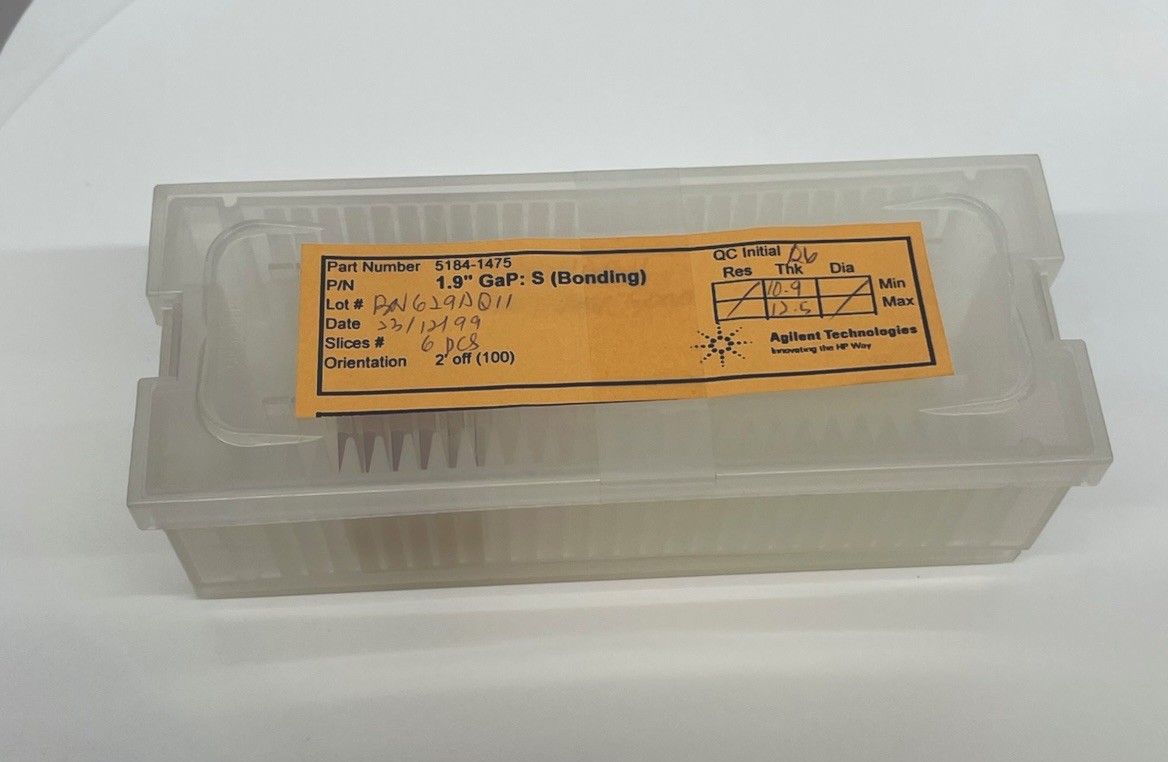 1.9” ~ 48 mm GaP:S Wafers ( Bonding Grade ) – Agilent Technologies. (Lot. of 29)