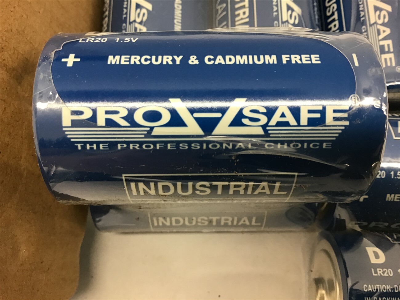 Pro-Safe D Alkaline Battery Lot of 20