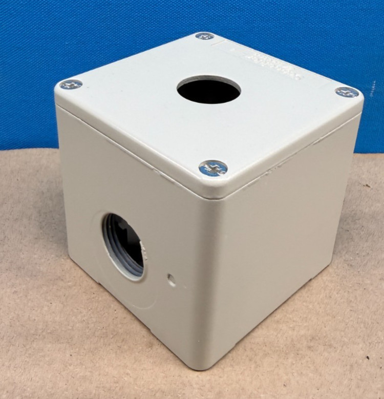 Schneider Electric XAPG19501 Harmony Control Station Enclosure Push Button Box