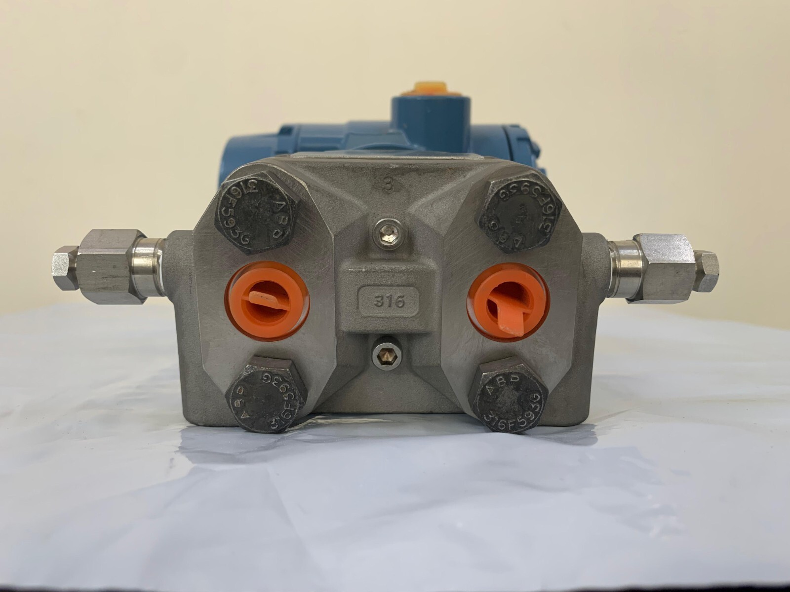 Rosemount / 2051 Pressure Transmitter / 2051CD2A22A1AB4L4M5Q4DF / 0 – 750 MM H2O
