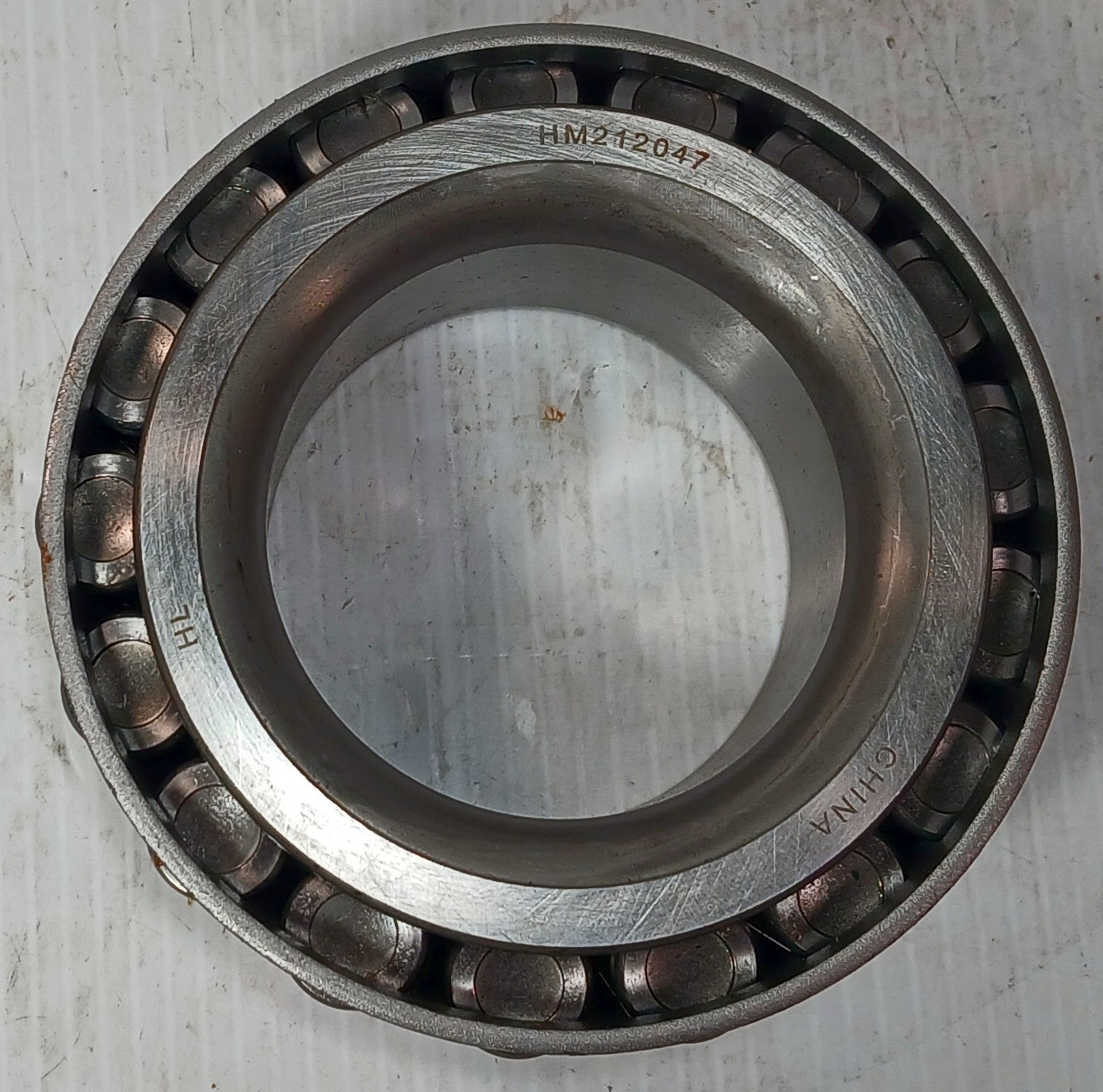 1 NEW UNBRANDED HM212047 TAPER ROLLER BEARING CONE NNB ***MAKE OFFER***