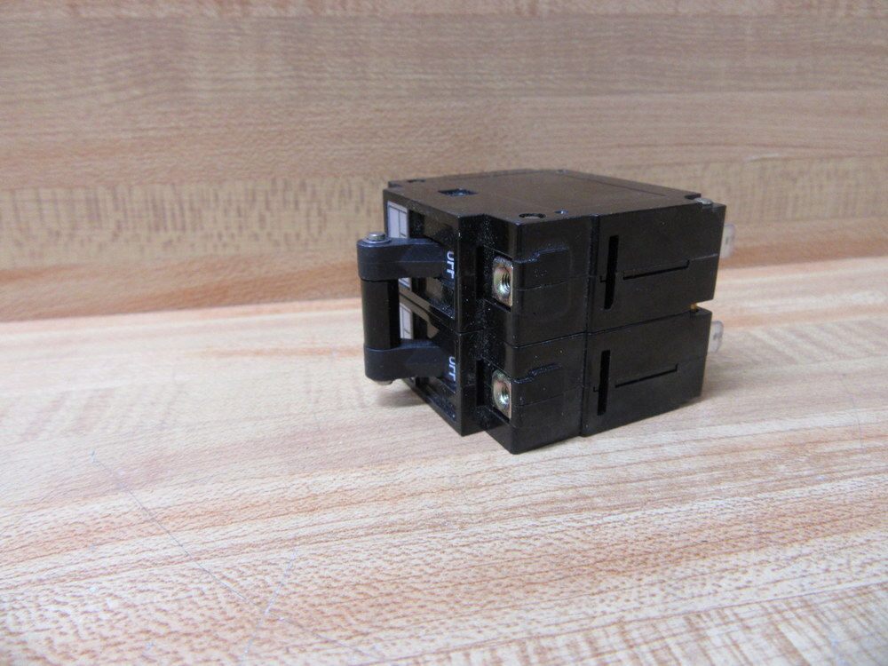 IDEC/ IZUMI NRAN-2100-1A-AA 2 Pole Circuit Protector RNAN21001AAA