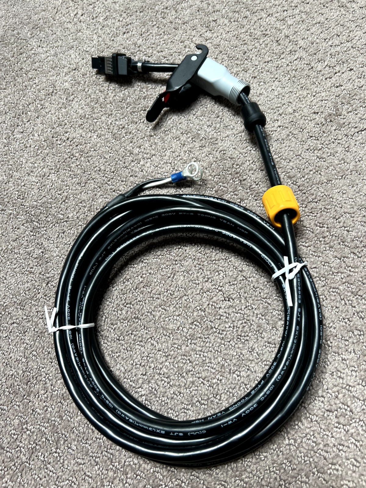 Amphenol Octis FCi 10135752-101LF with 16FT terminated cable (16AWG 2-wire)