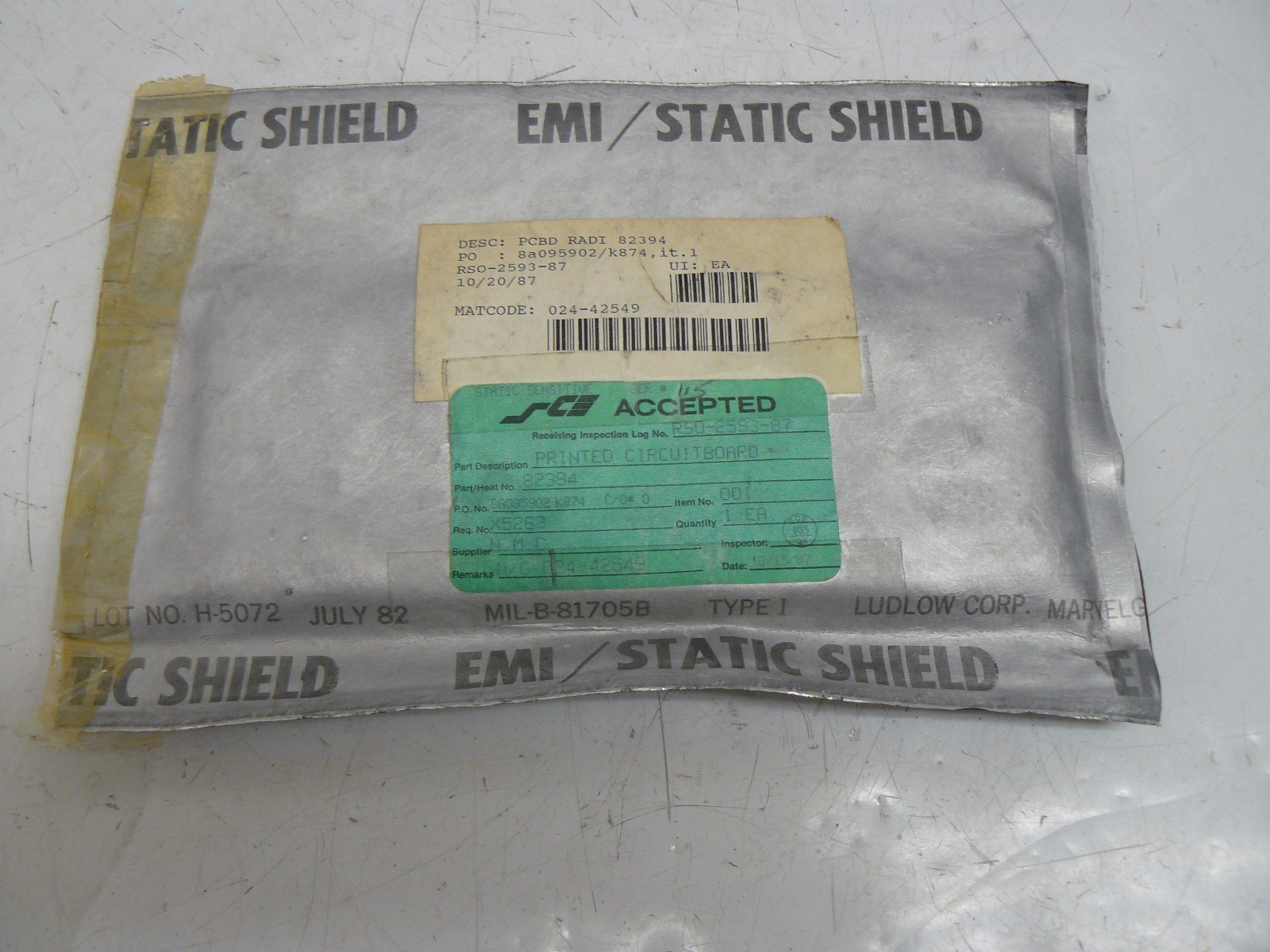 N.M.C 82394 PRINTED CIRCUIT BOARD MATCODE 024-42549 100442 CRA 44 4-8S WB REV E