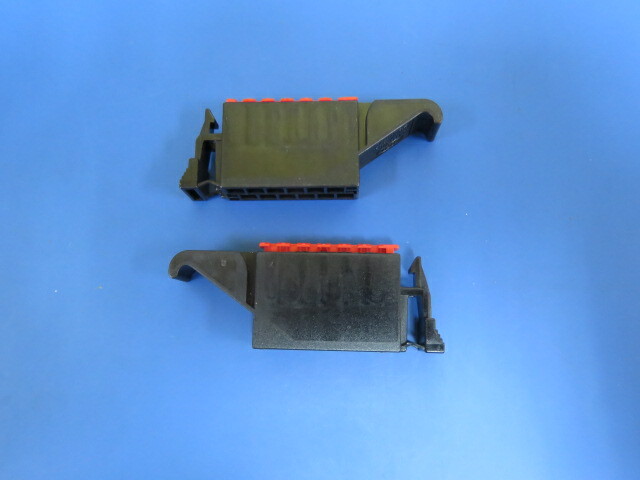 FCI 6021 0601 Qty of 5 per Lot Black Ford Connector; see also 92 vb 14 489 aa