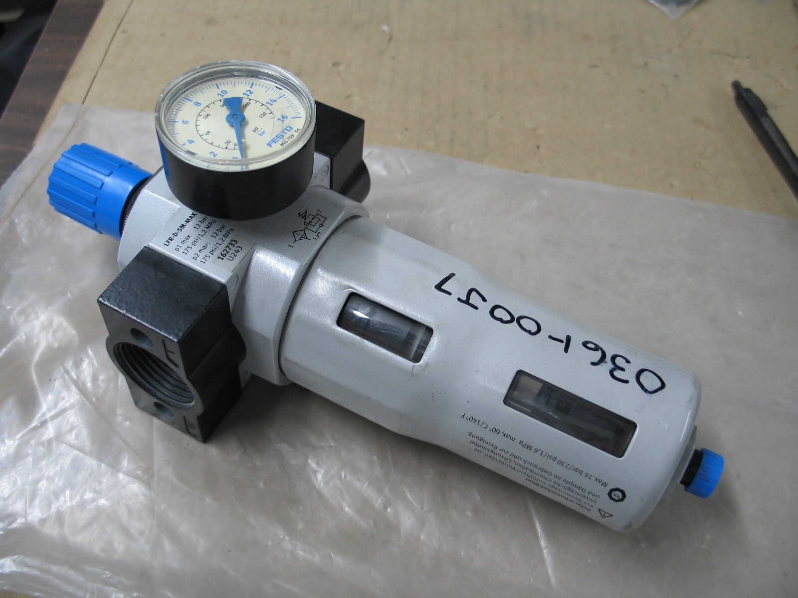 NEW FESTO LFR-D-5M-MAXI-A (546468) 5uM FILTER REG 1180 CUFT/MIN 1″ PORT P9904