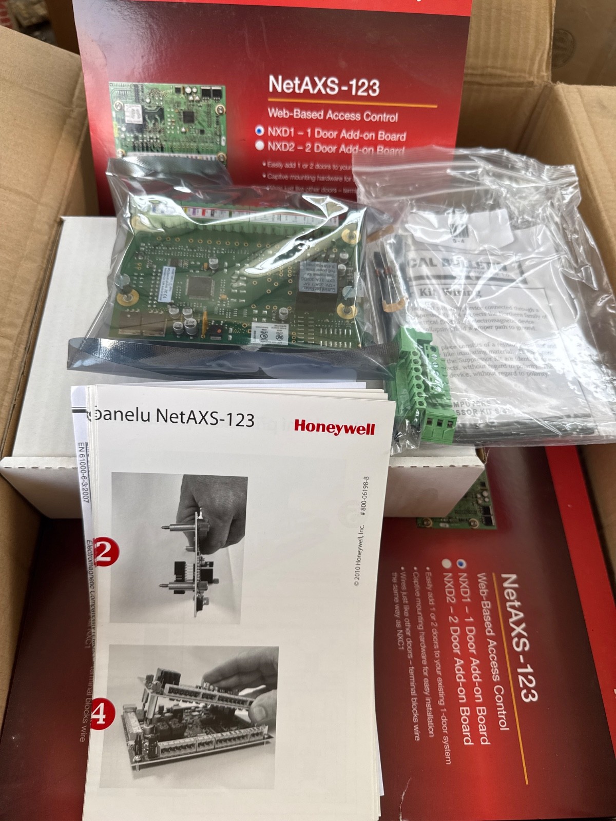 Honeywell NetAXS-123 Access Control Unit NXD1-1 Door Add-on Board