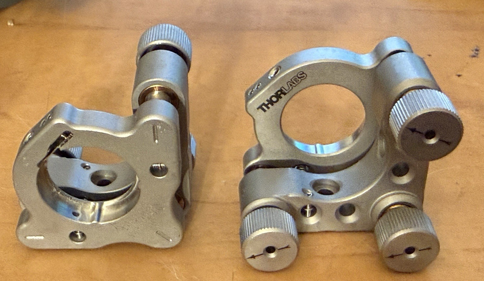 Thorlabs Polaris 1″ 3 adj mount POLARIS-K1E