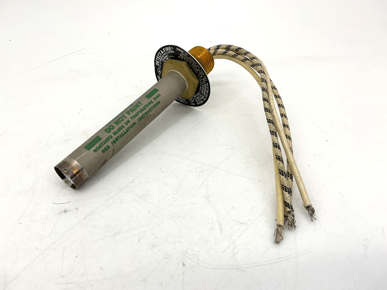 New Fenwal 12-G27121-000-07 Detect-a-Fire Temp Sensor 450F 5A 125VAC – No Box