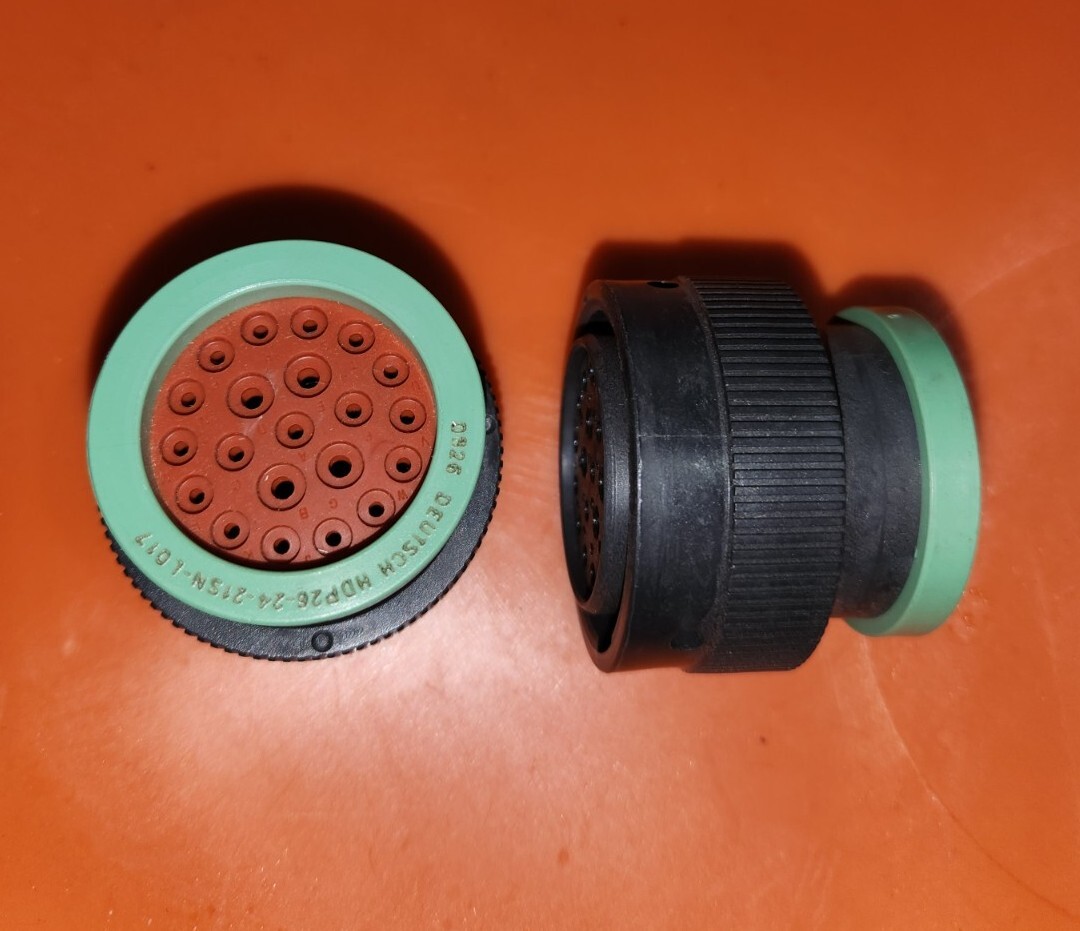 HDP26-24-21SN L017 (2 PCS) Deutsch TE Connectivity 21 Position New Lowest Price
