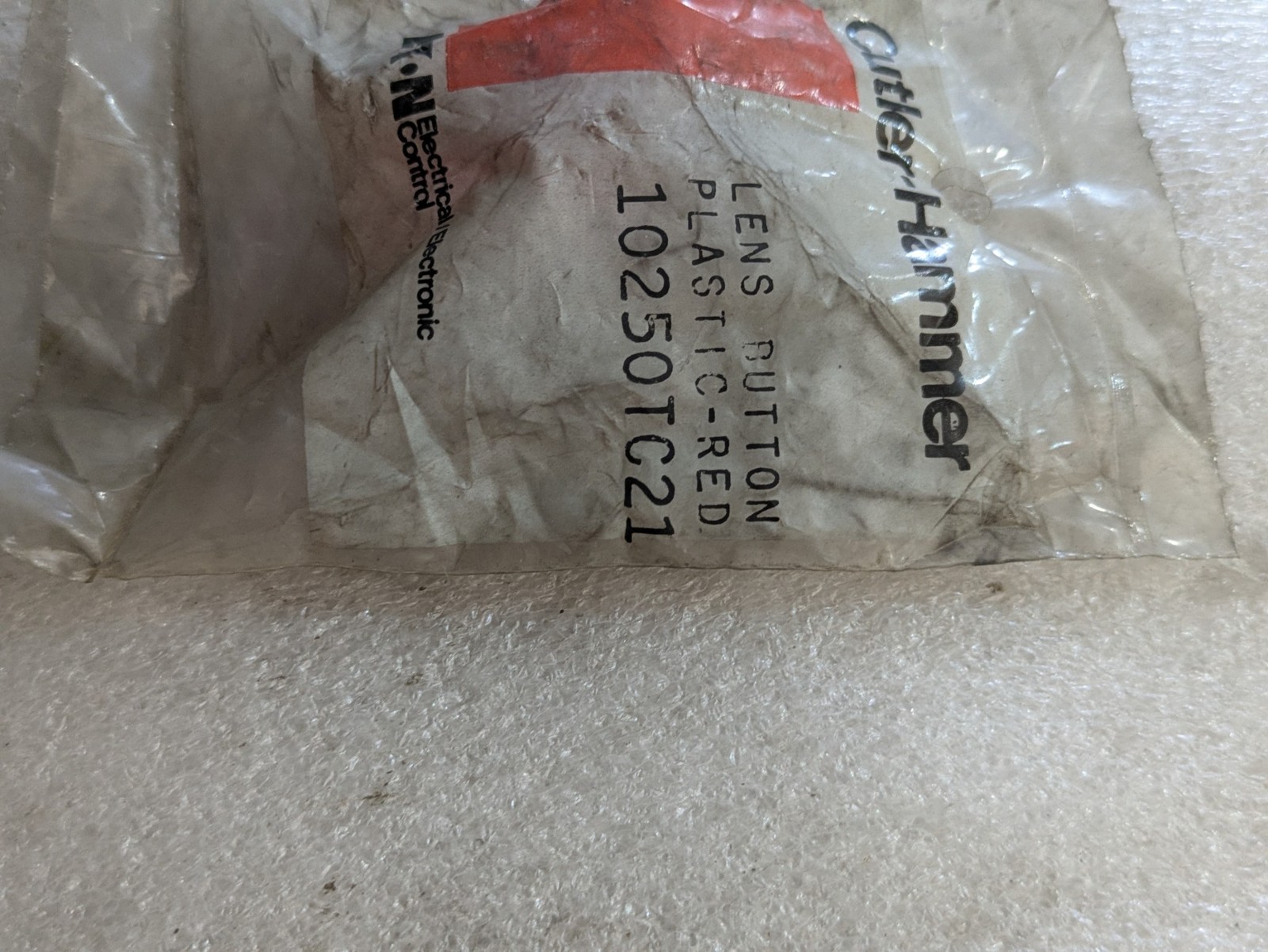 Eaton Cutler-Hammer 10250TC21 Red Plastic Pushbutton Lens 10250T Series OEM