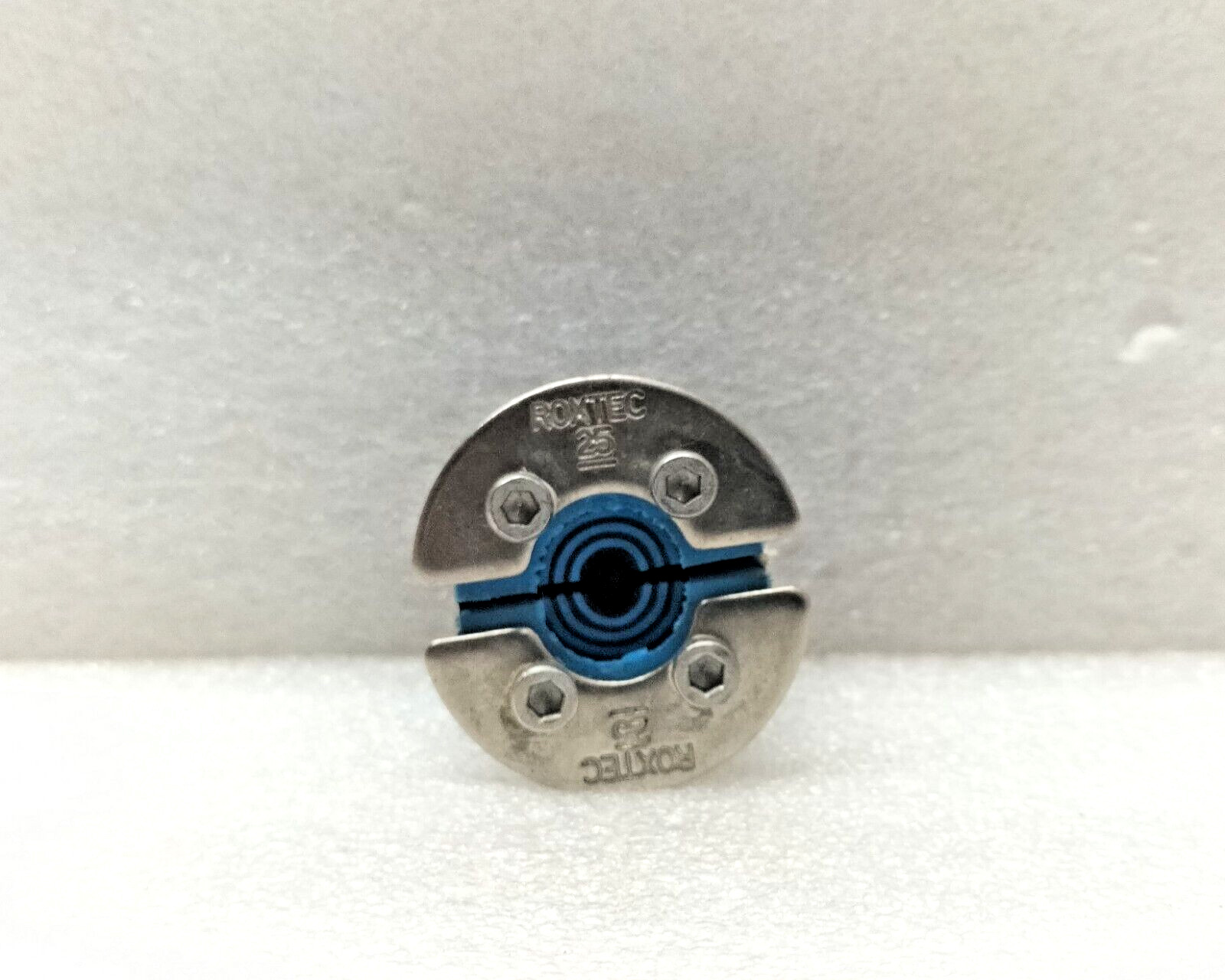 ROXTEC RS 25 AISI316 ROUND SEAL FOR CABLE/PIPES 3.6-12mm RS00100251023