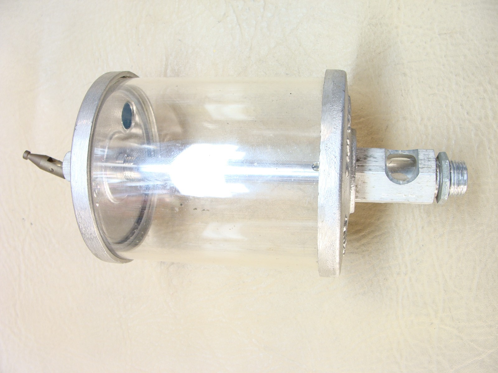 NEW LUBE DEVICES 161 oiler oil reservoir 3/8 NPT