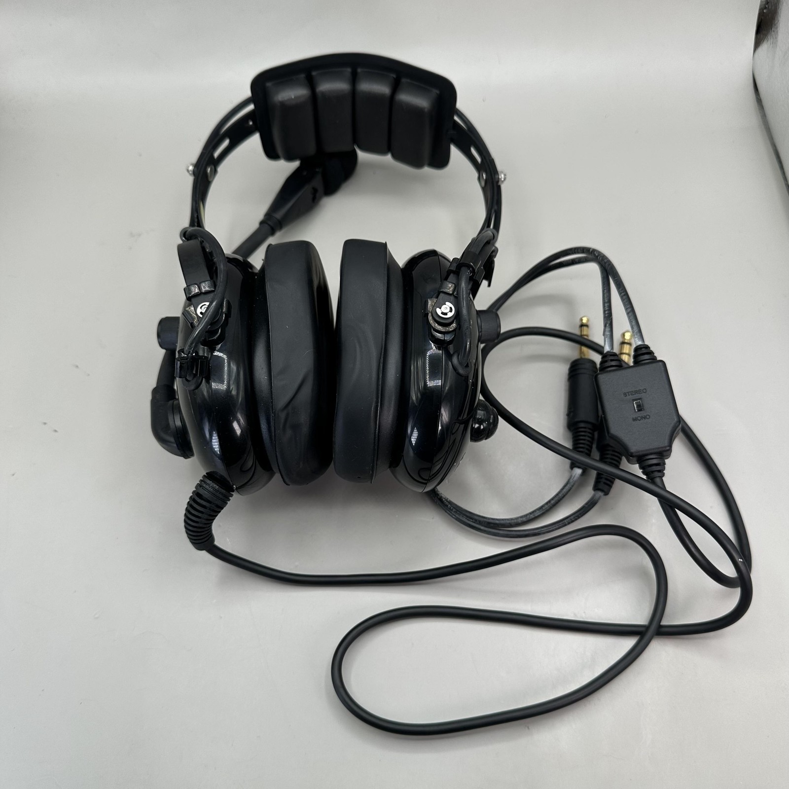 Rugged Air Aviation Headset Mono Stereo w/ Mic ASA Bag Pilot Made in Korea Parts