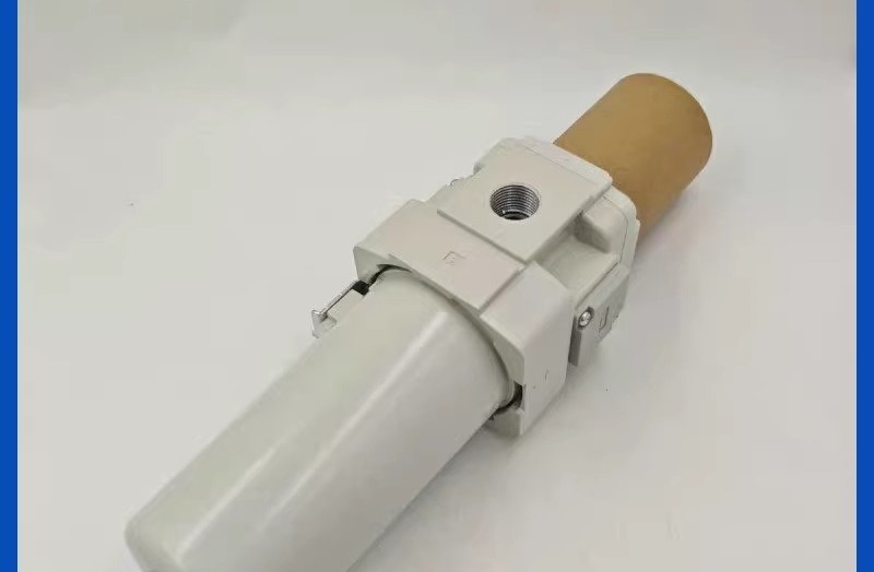 1PCS NEW FIT FOR SMC Filter Pressure Reducing Valve AW40-F03C-2-B