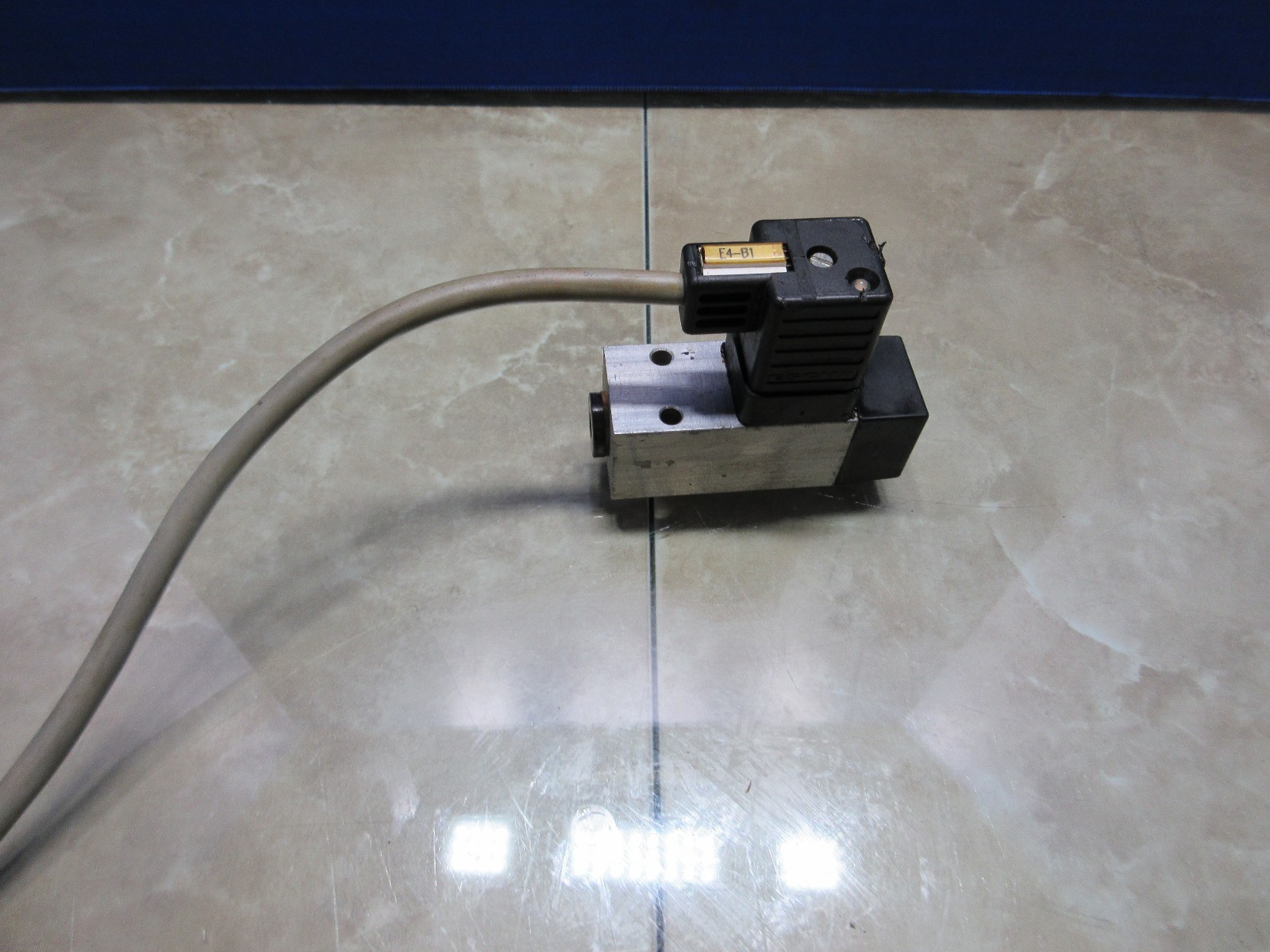 SUCO 0162 438 14 1 001 PISTON PRESSURE SWITCH 250V 3A 1-10BAR CNC LATHE