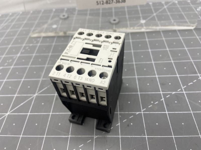 Eaton Overload Relay Contactor XTCE012B10TD PN: DILM12-10