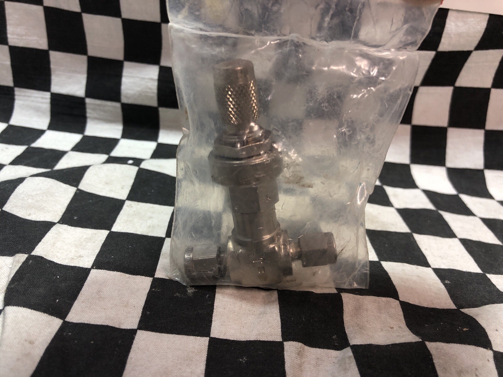 NUPRO Medium Flow Metering Valve 1/8″, SS-2MG, SS2MG, SHIPSAMEDAY#Q57