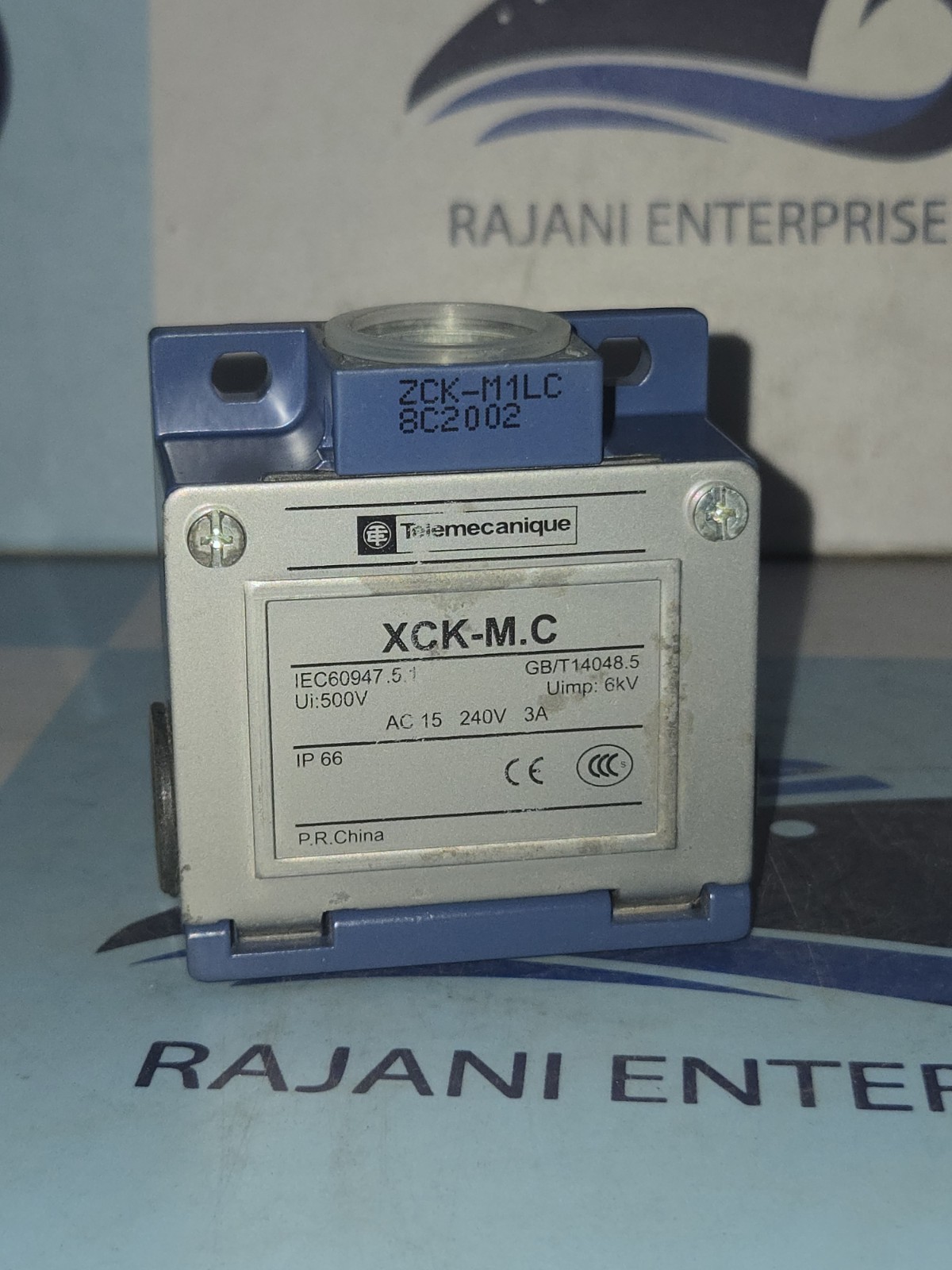NEW Telemecanique XCK-M.C Limit Switch 500V 6kV IP66 AC 15 240V 3A
