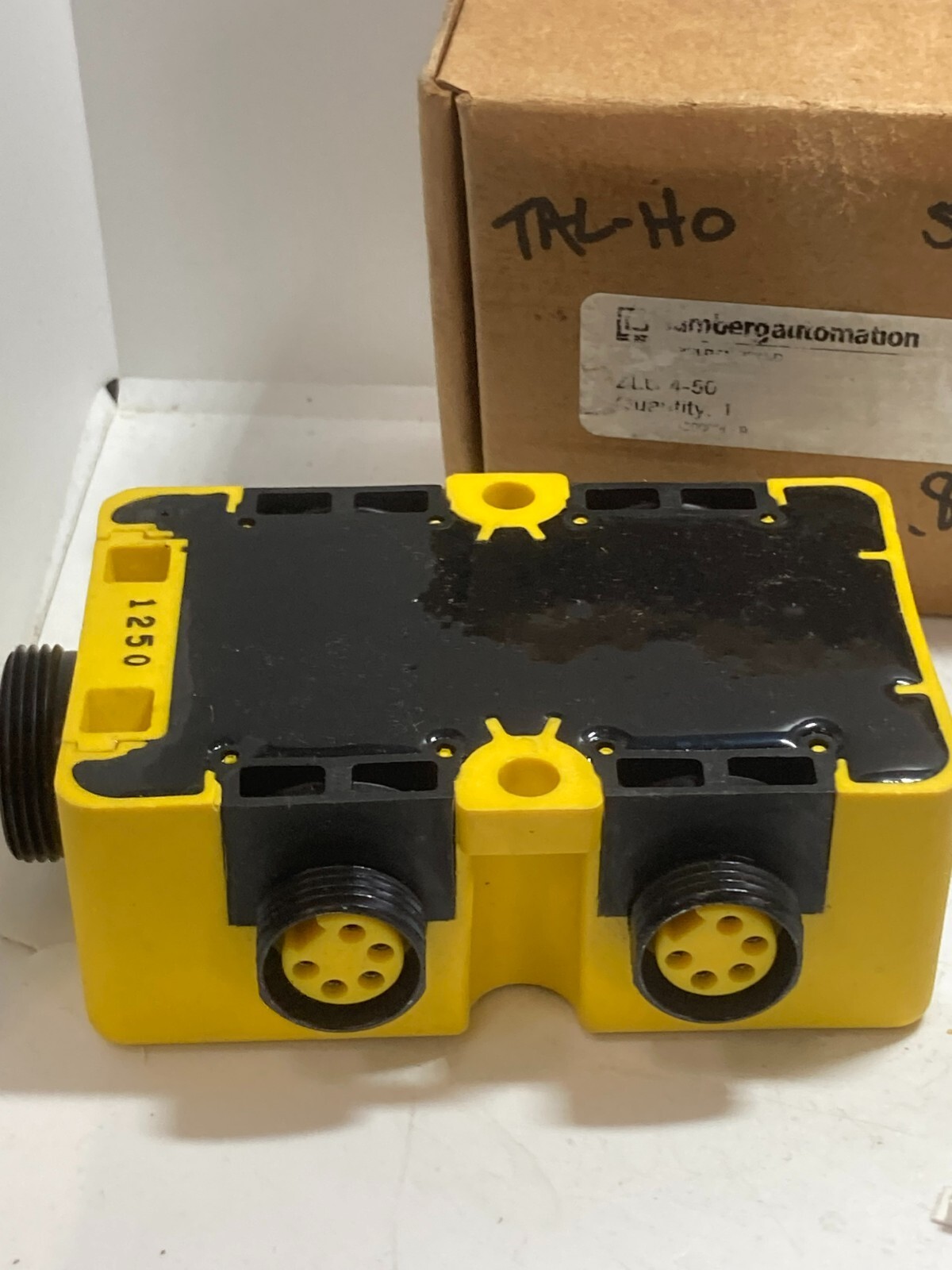 LUMBERG ZLU 4-50 DISTRIBUTION BOX 4 PORTS 10 POLE QUICK DISCONNECT NIB