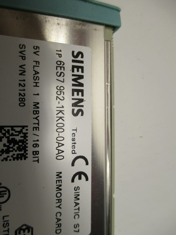 SIEMENS SIMATIC S7 6ES7952-1KK00-0AA0 MEMORY CARD 1MB UNMP