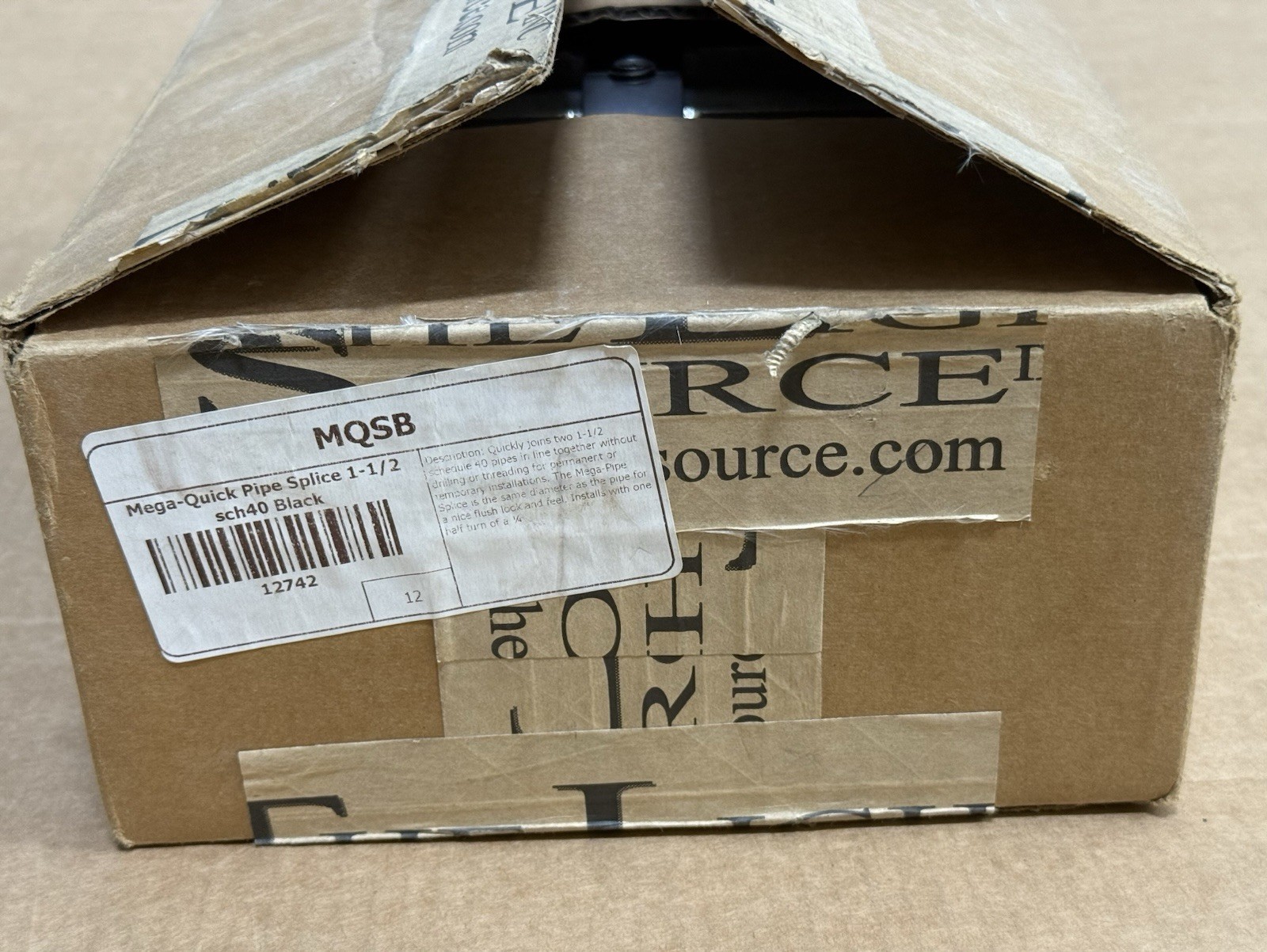 Box of 12 Light Source MQSB Mega-Quick Pipe Splice 1.5″ Sch 40 Pipe Black 12742