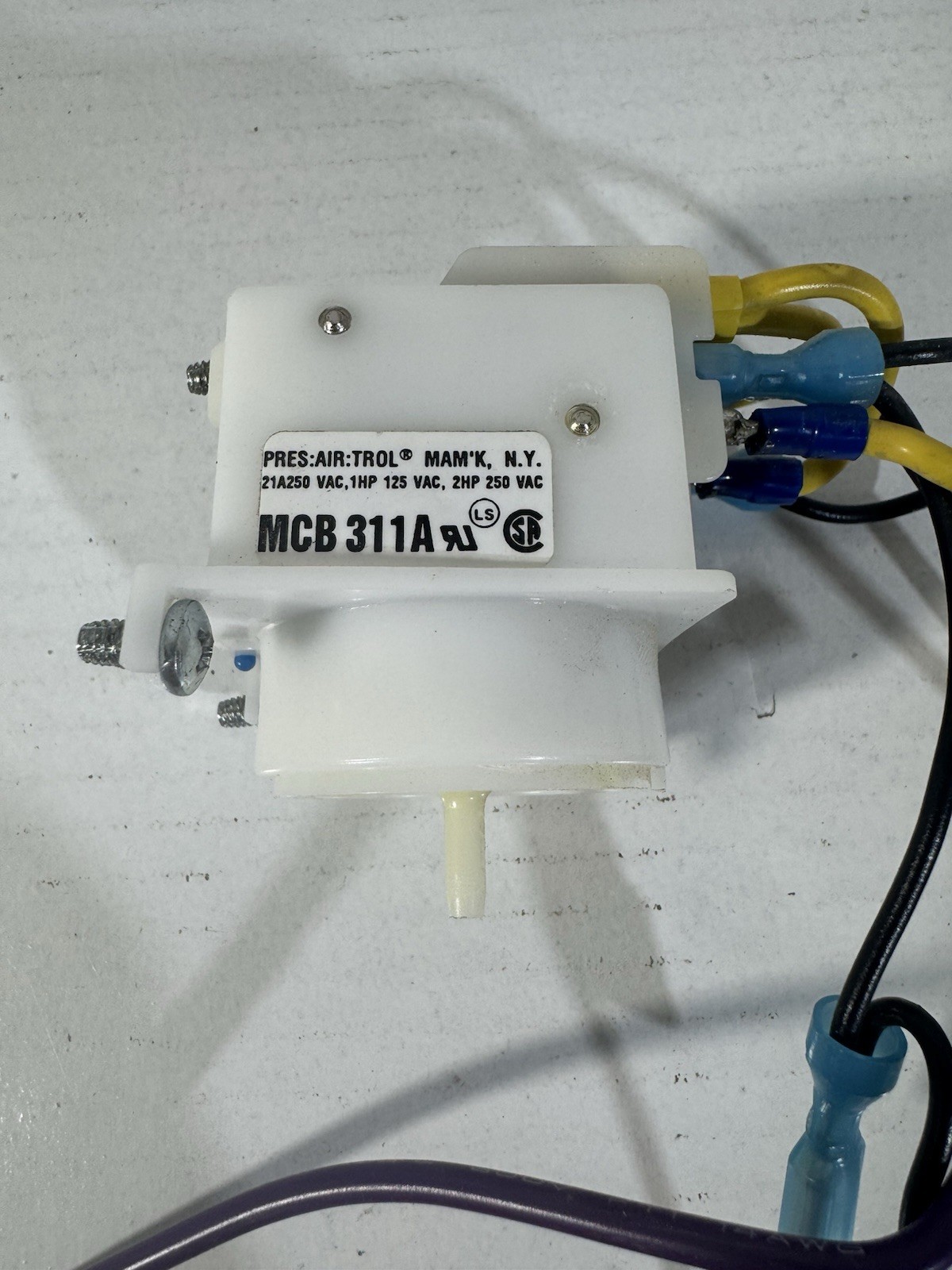 Pres:Air:Trol MCB311A Sequencing Switch Blue Cam, Used With Wires 21A250 Vac,