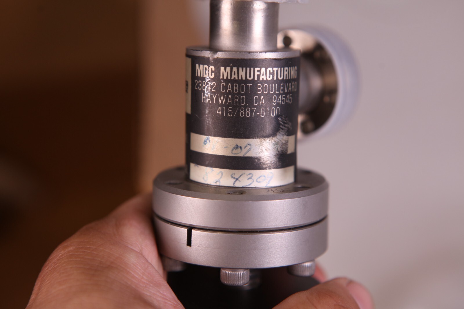 MDC Vacuum Products IV-075m Valve New, Old Stock