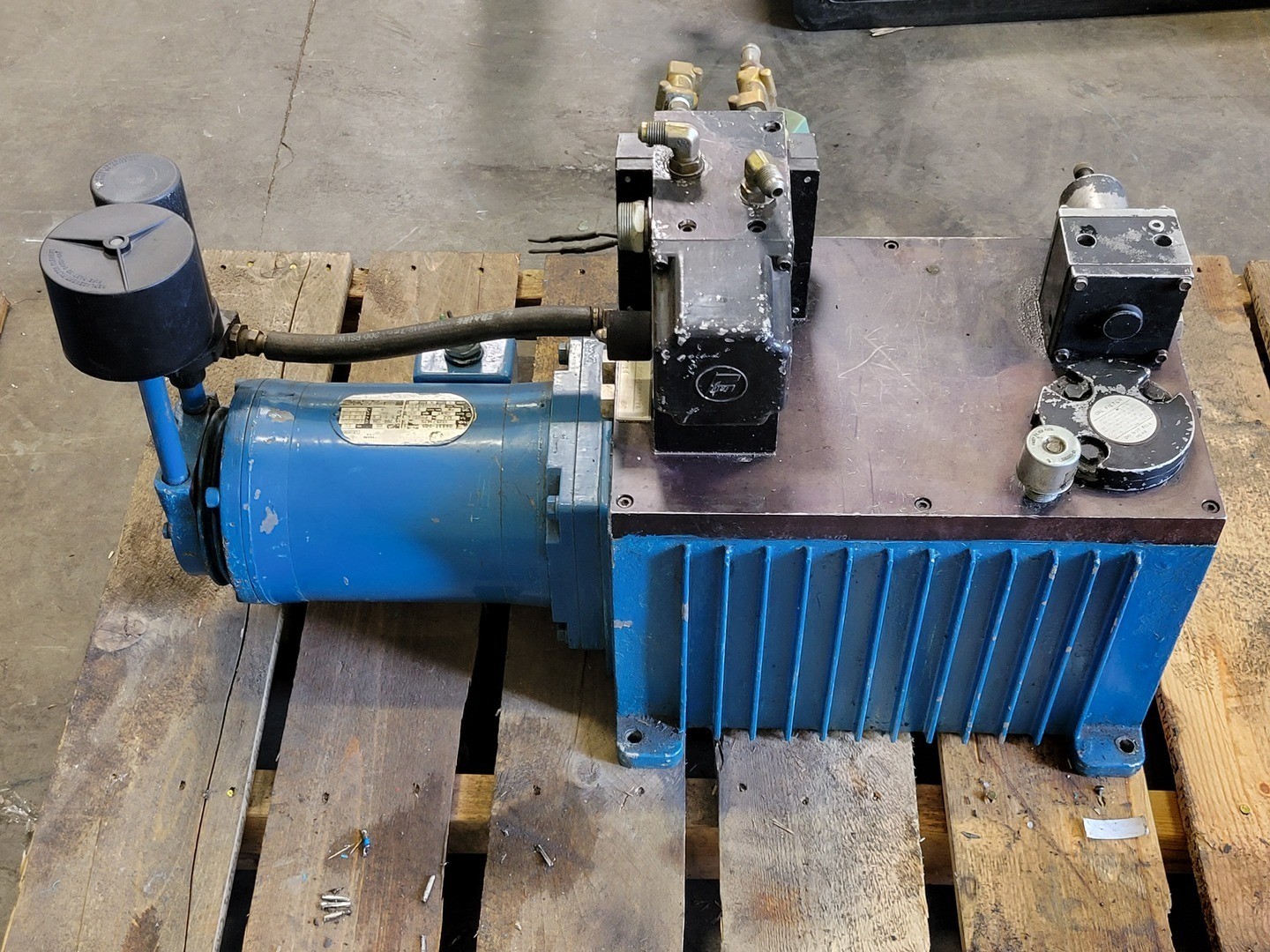 Fife P50-1GMA22YA 1/2 hp Pneumohydraulic Power Unit