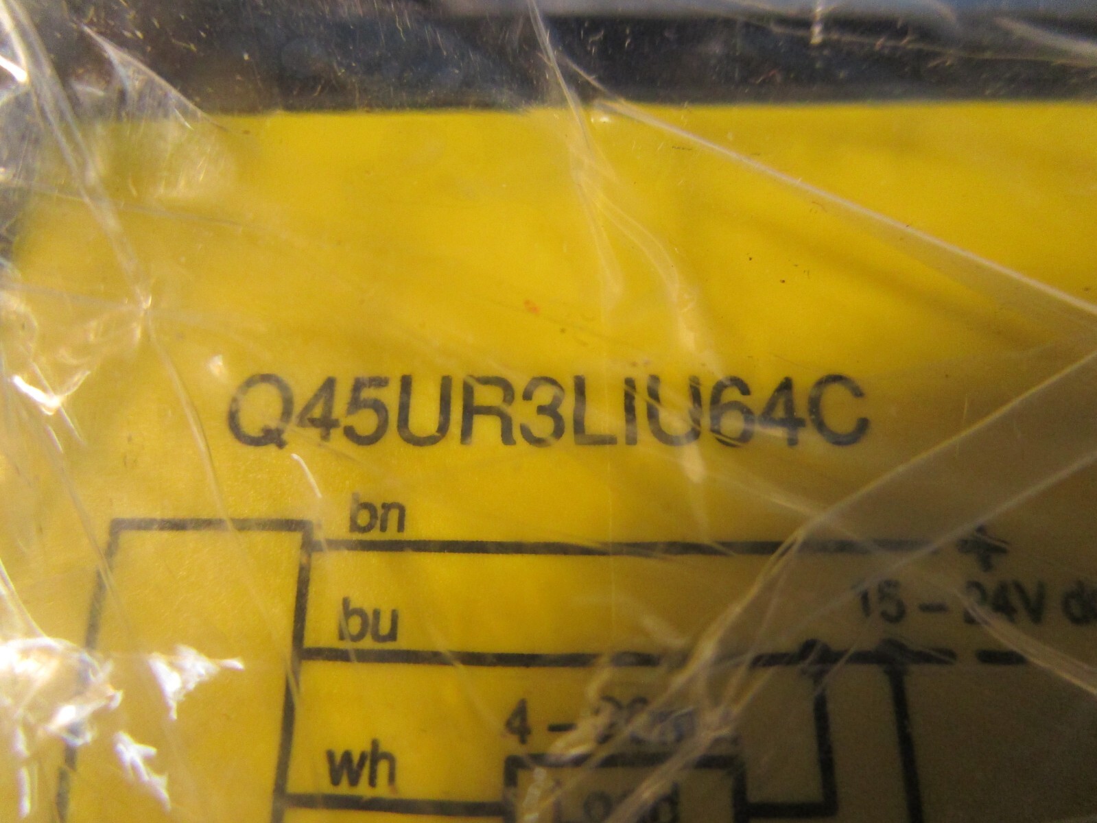 BANNER Q45UR3LIU64C, 57992 Ultrasonic Proximity Controller , 30’ Cable