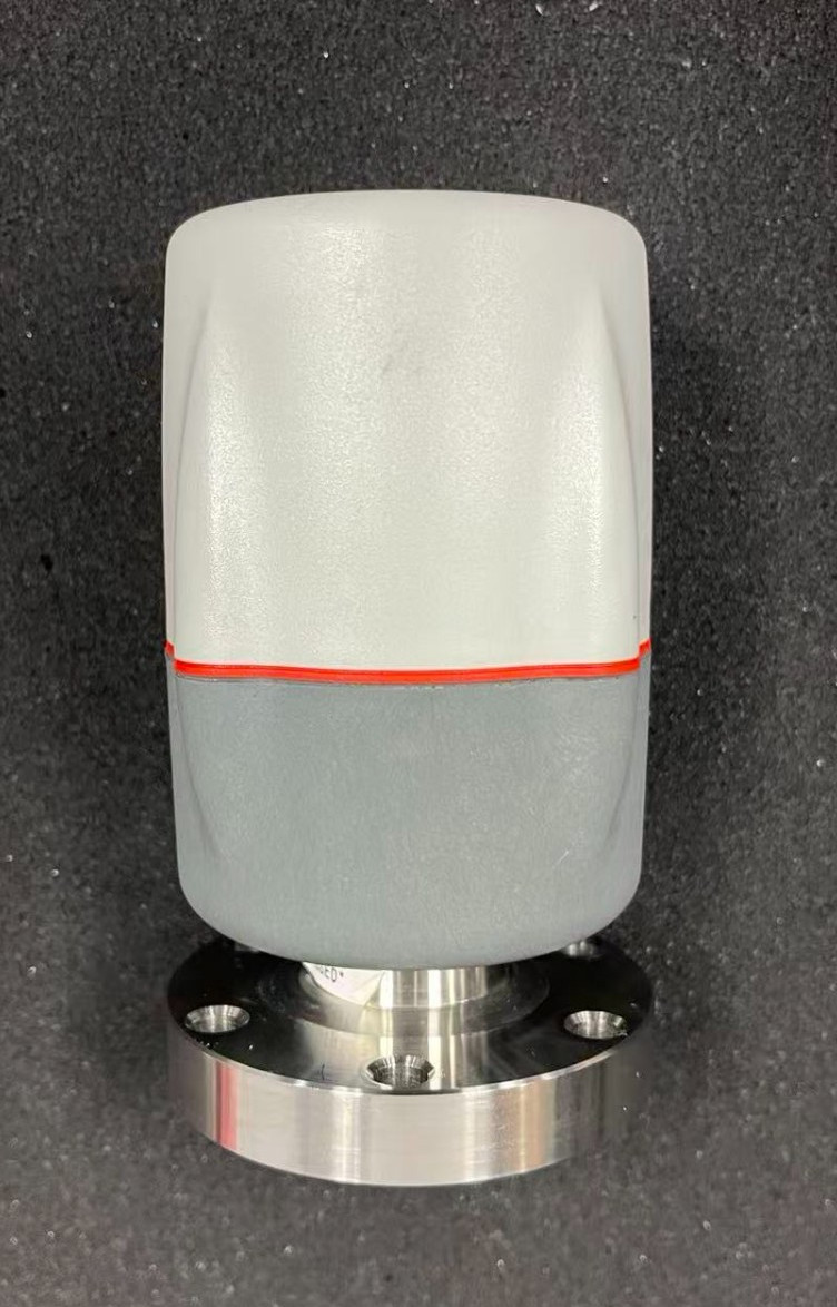 Edwards D14703000 WRG-S-DN40CF Active Wide Range Gauge Atmosphere to 10-9 mbar