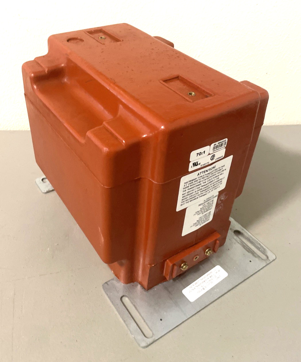 GE Vernova / Instrument Transformer PTG5-1-110-842F / 70:1 BIL 110 kV 60 HZ 0.3Z