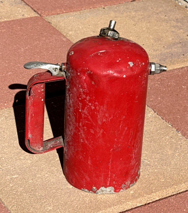 VINTAGE SURE SHOT PORTABLE SPRAYER MODEL A