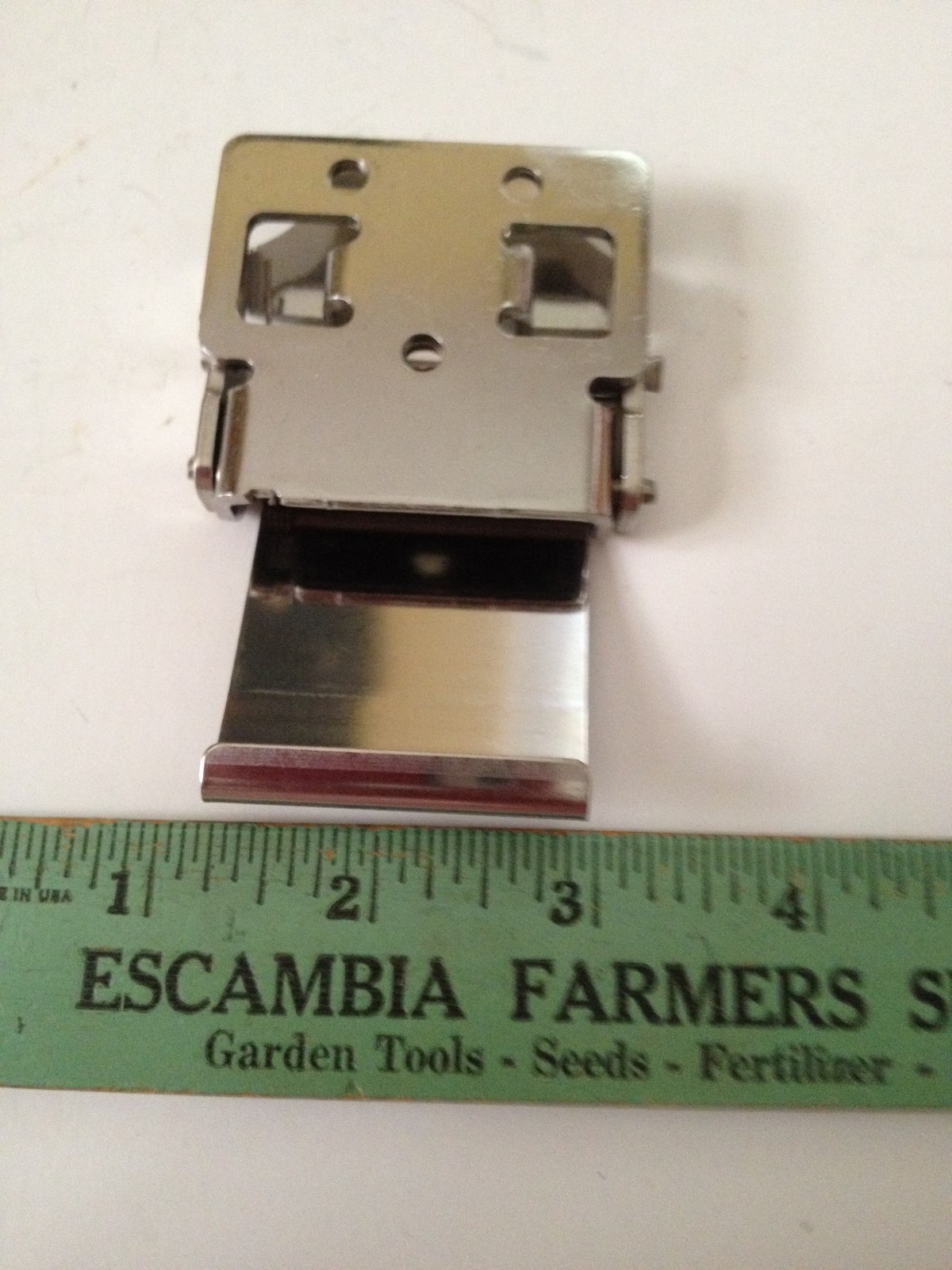 HEAVY DUTY OVER CENTER DRAW DOWN LATCH 22000294, CENTER LIFT LATCH
