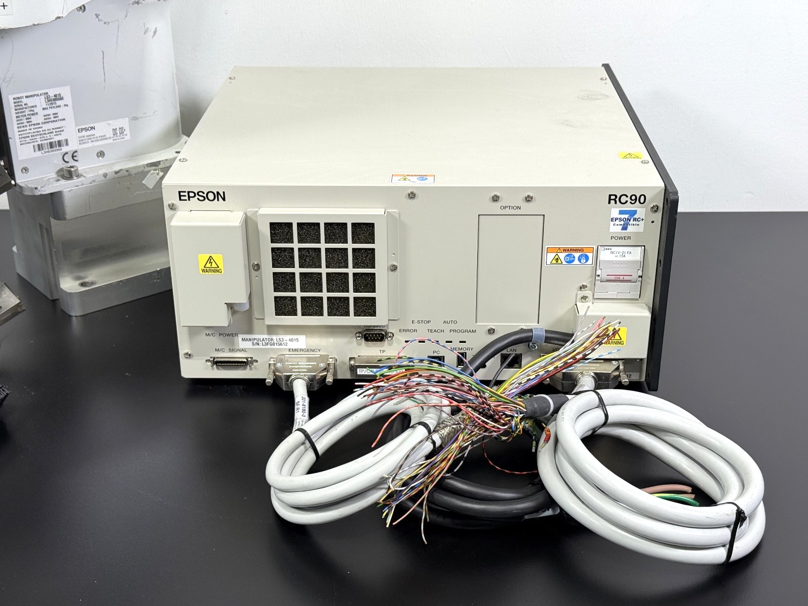 Seiko Epson LS3-401S 4-Axis SCARA Robot w/ RC90 Controller 200–240VAC Test