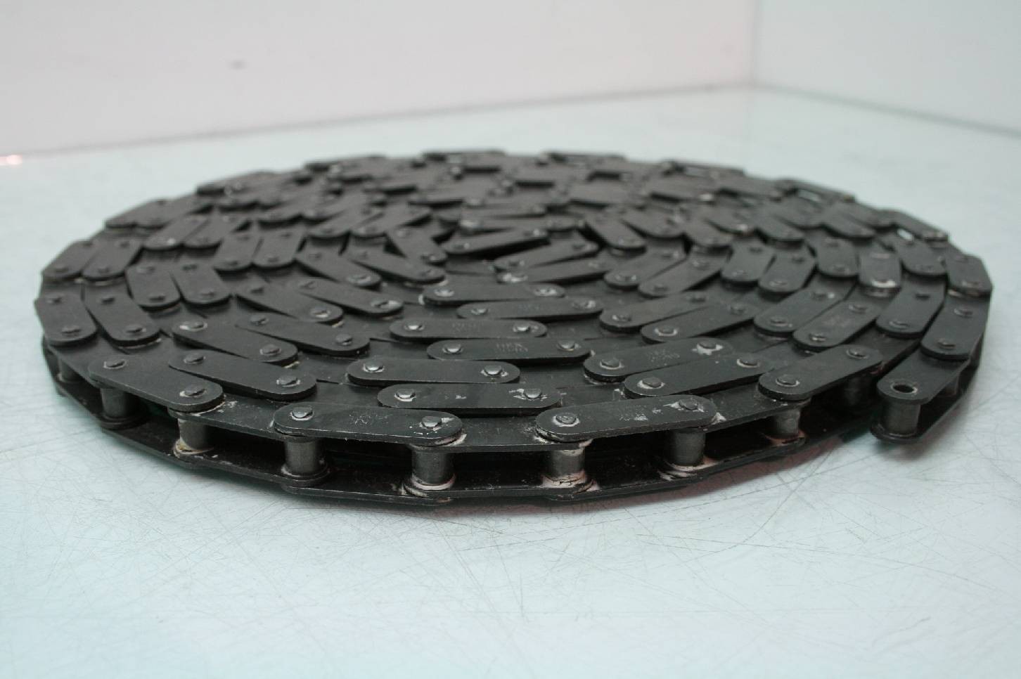 Unused HKK C2040 RIV Conveyor Roller Chain 1″ Pitch 186″ Long