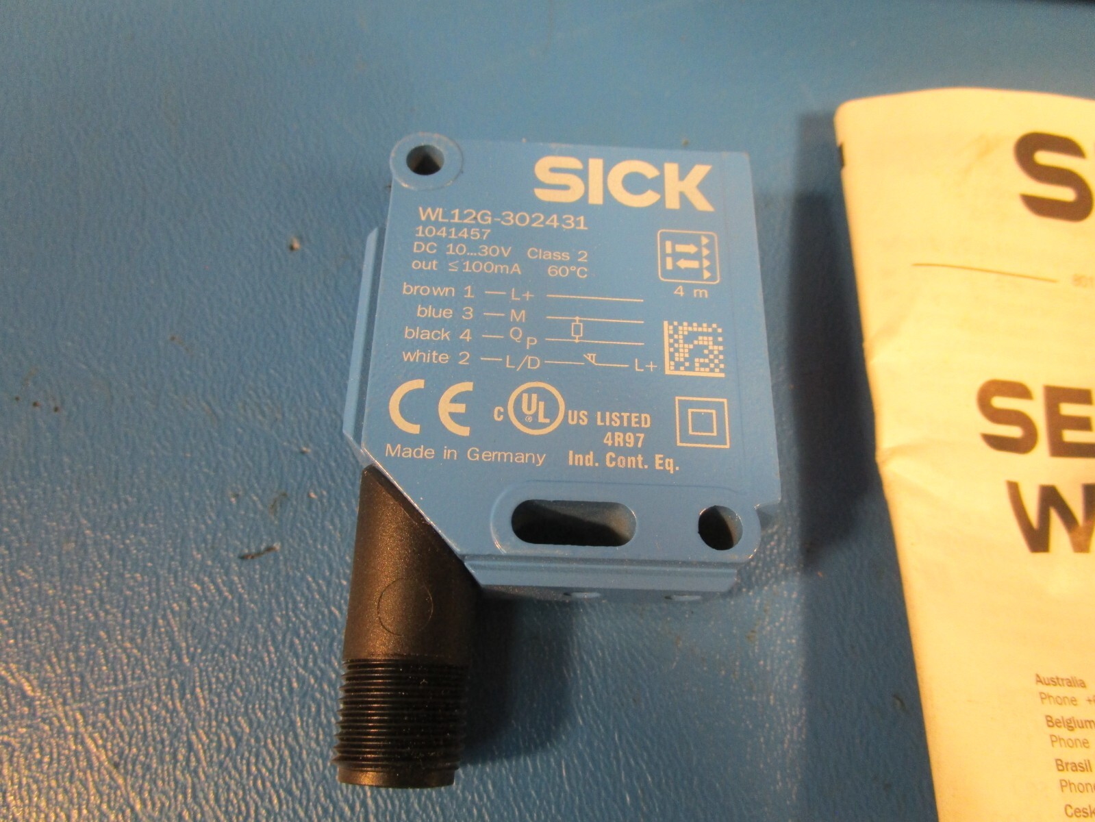 SICK WL12G-302431, Photoelectric Retro-Reflective Sensor