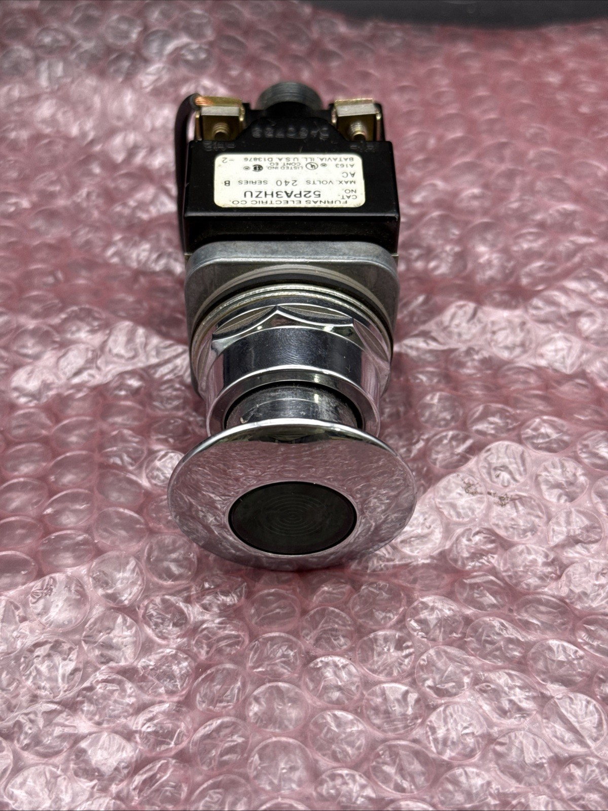 Siemens Furnas Electric 52PA3HZU Push Button New Old Stock