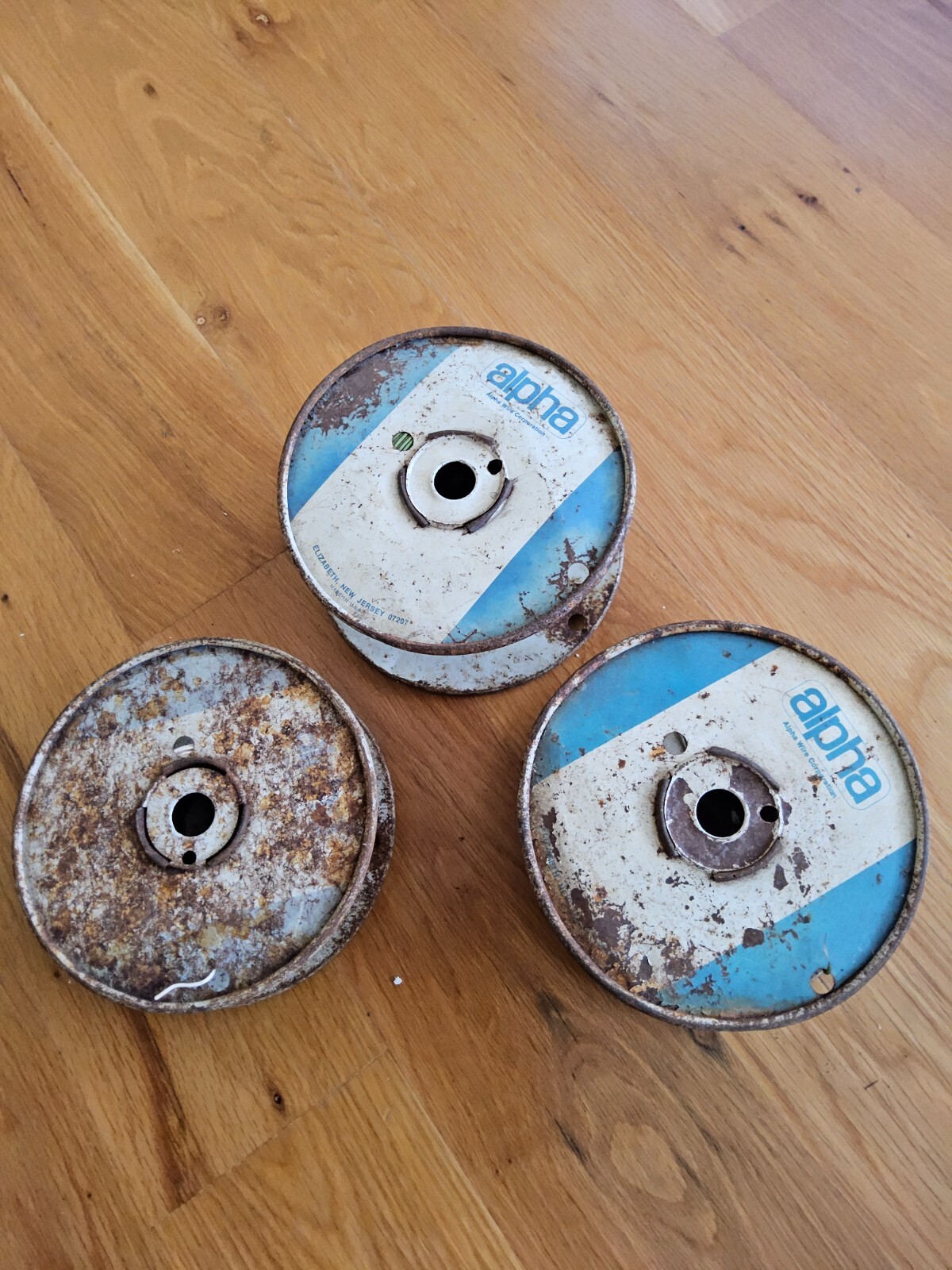 3 Spools ALPHA WIRE Hook-Up Wire 24 and 22 mil 1550 and 1551 on metal spools