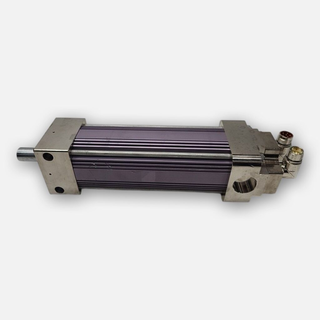 NEW COMAU GSX40-0602-XXX-CM1-258-XH-39520 REV C MOTOR 400V 6A 3000RPM *READ*
