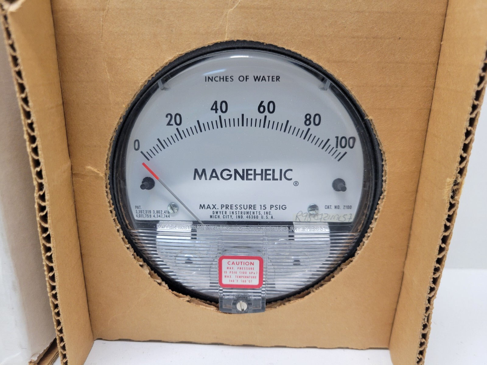 NEW OLD STOCK! DWYER MAGNEHELIC PRESSURE GAUGE 2100