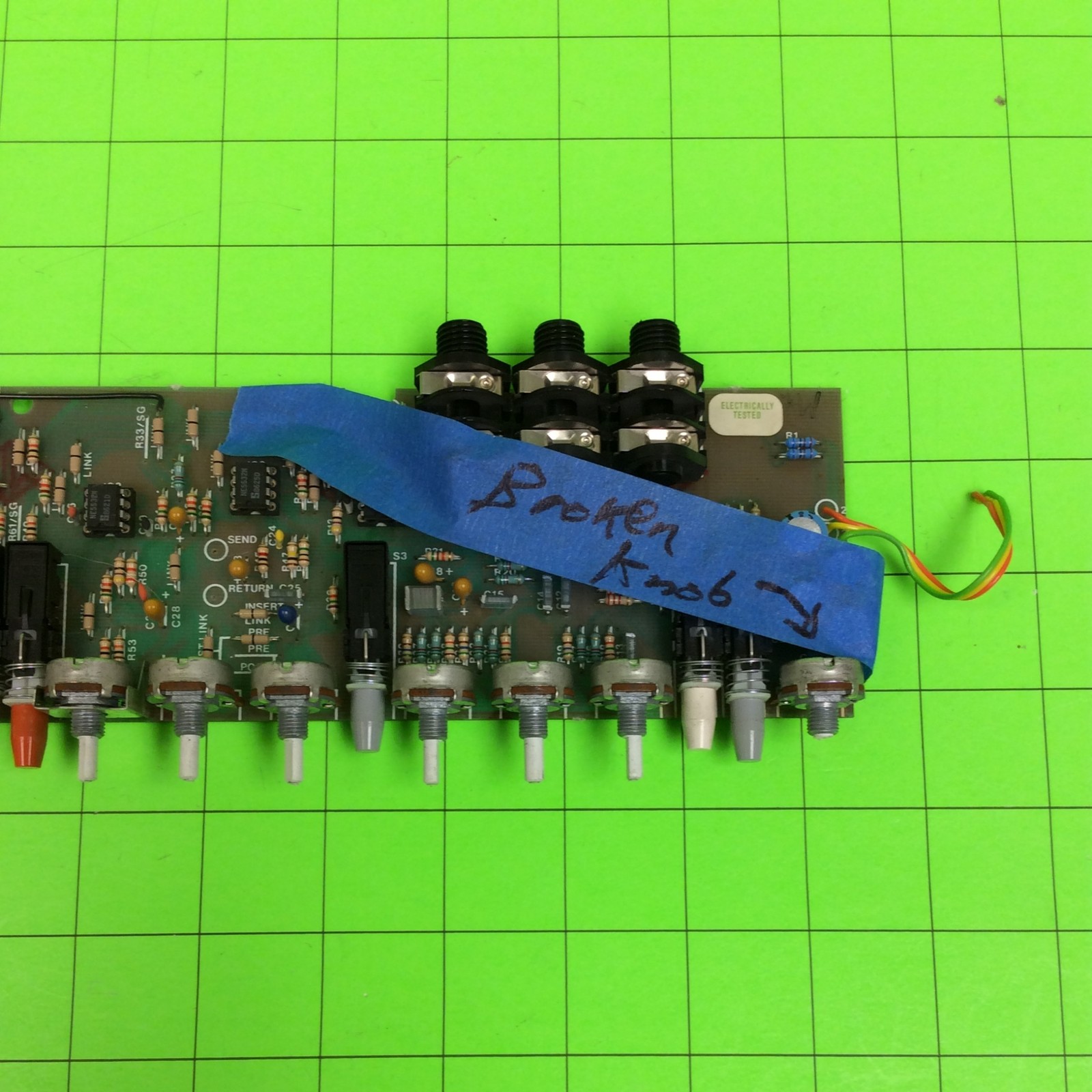 Hill MM1X Audio Mixer Input Board 1 (BROKEN Knob)