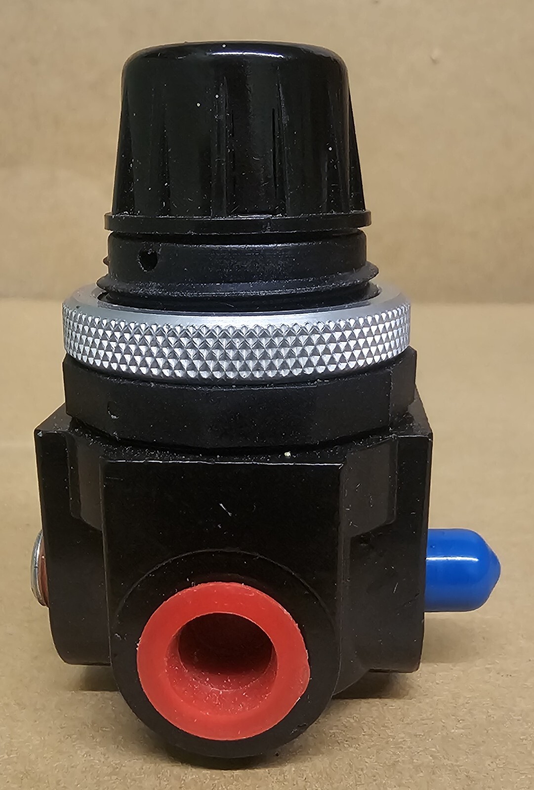 ARROW PNEUMATICS R162-S11 1/4″ Mini Regulator