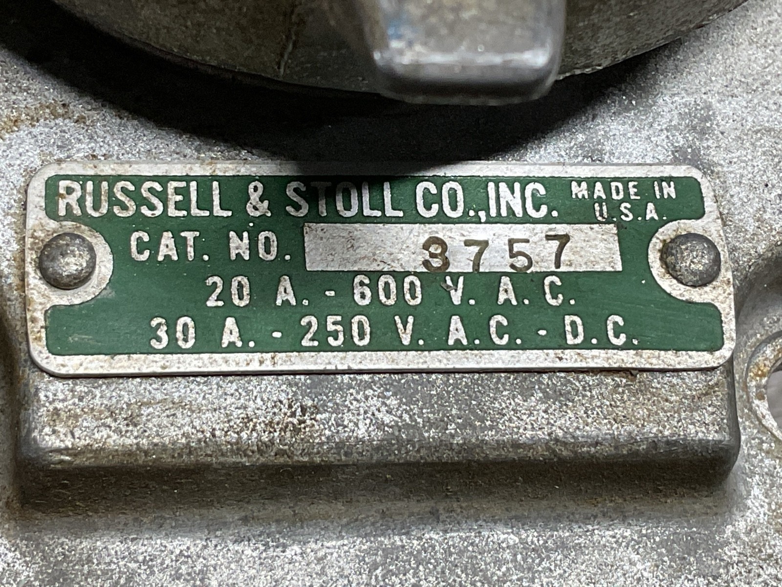 RUSSELL & STOLL SKR8G MULTI PIN RECEPTACLE 30A 250V #326M115
