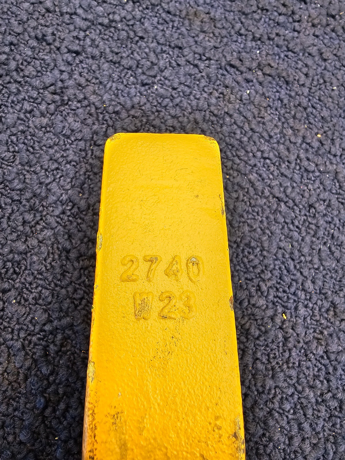 2740 W23 Yellow Bucket Tooth Fits Case/International Harvester