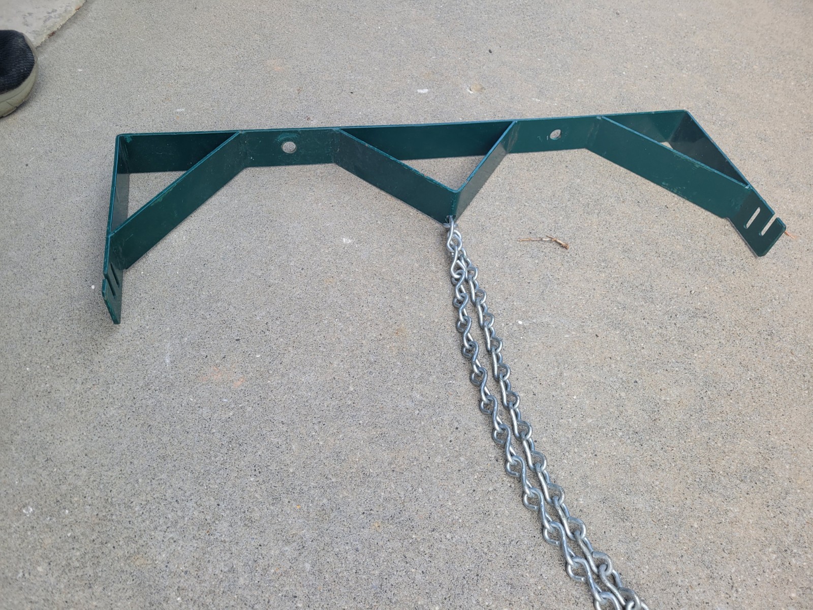 Anthony WB200C Cylinder Bracket, Dual Chain, 7 In To 9-1/2 In Dia. Green