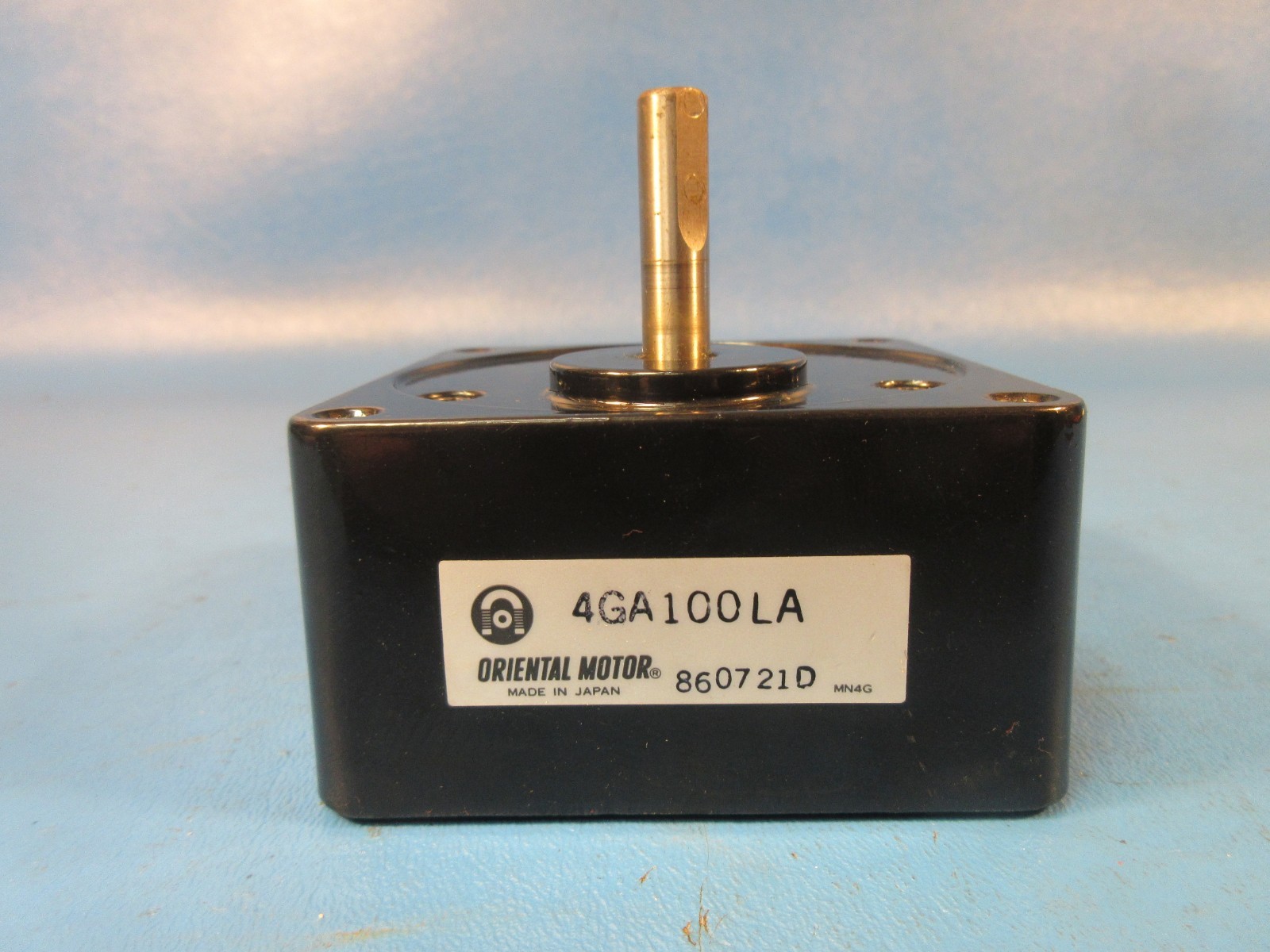 USED Oriental Motor 4IJ15GA-AA, 115V Induction Motor w 4GA100LA Gearhead