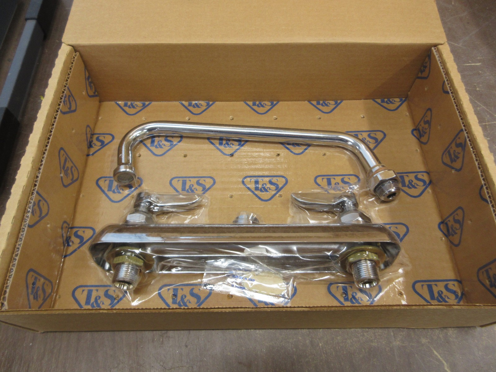 T&S Workboard Faucet B-1122 Deck Mount 8″ Centers 10″ Swing Nozzle Lever Handles