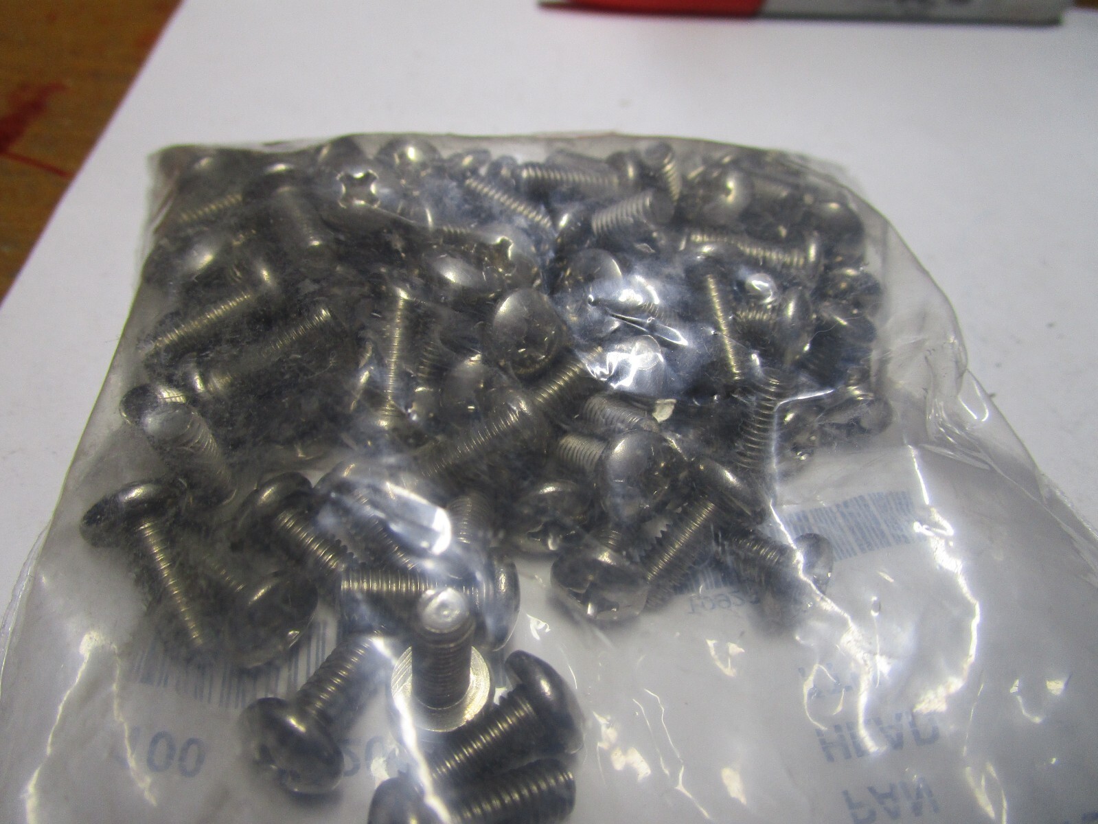 #10-32 x 1/2″ Phillips Pan Head Grade 18-8 Stainless Steel Machine Screw QTY 100