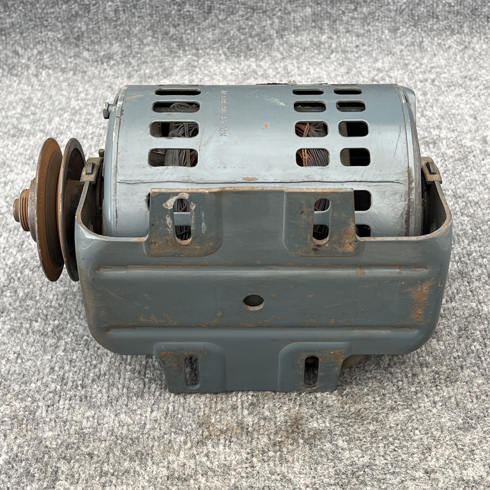 GE 5KC43MG389FX 1/2hp 1725rpm 115/208/230V 1 Pase AC Motor Used